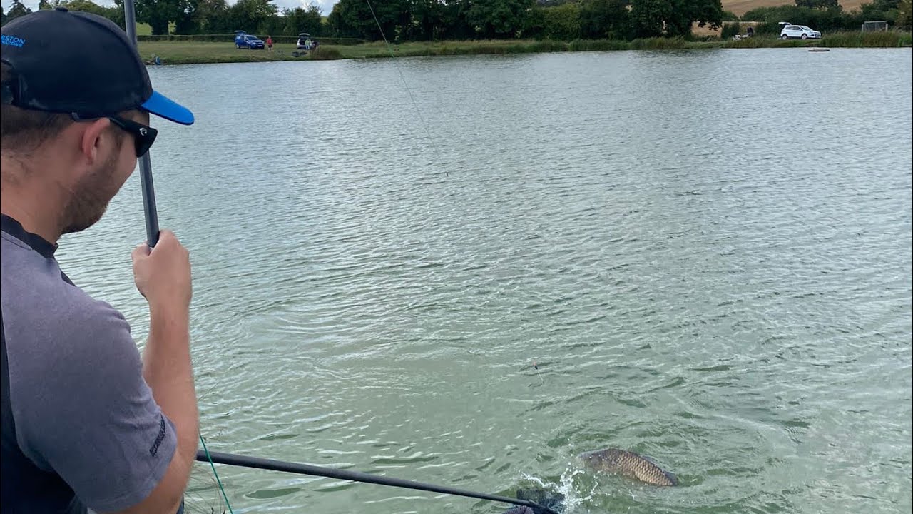Short Pole Fishing With Pellets | Big Carp