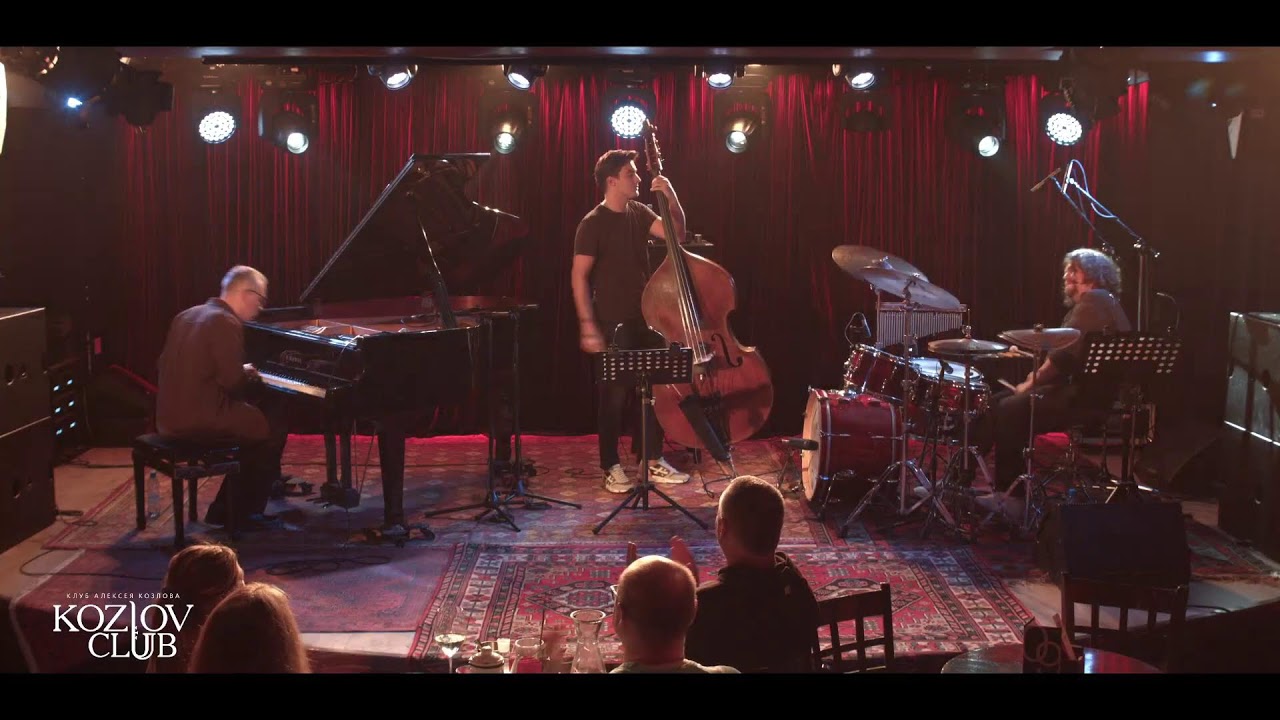 ILUGDIN TRIO