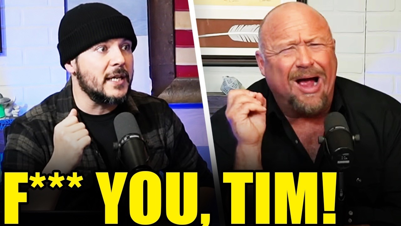 ZOBACZ: Alex Jones WYBUCHA na widok Tima Poola, OTO CO SIĘ DZIEJE!