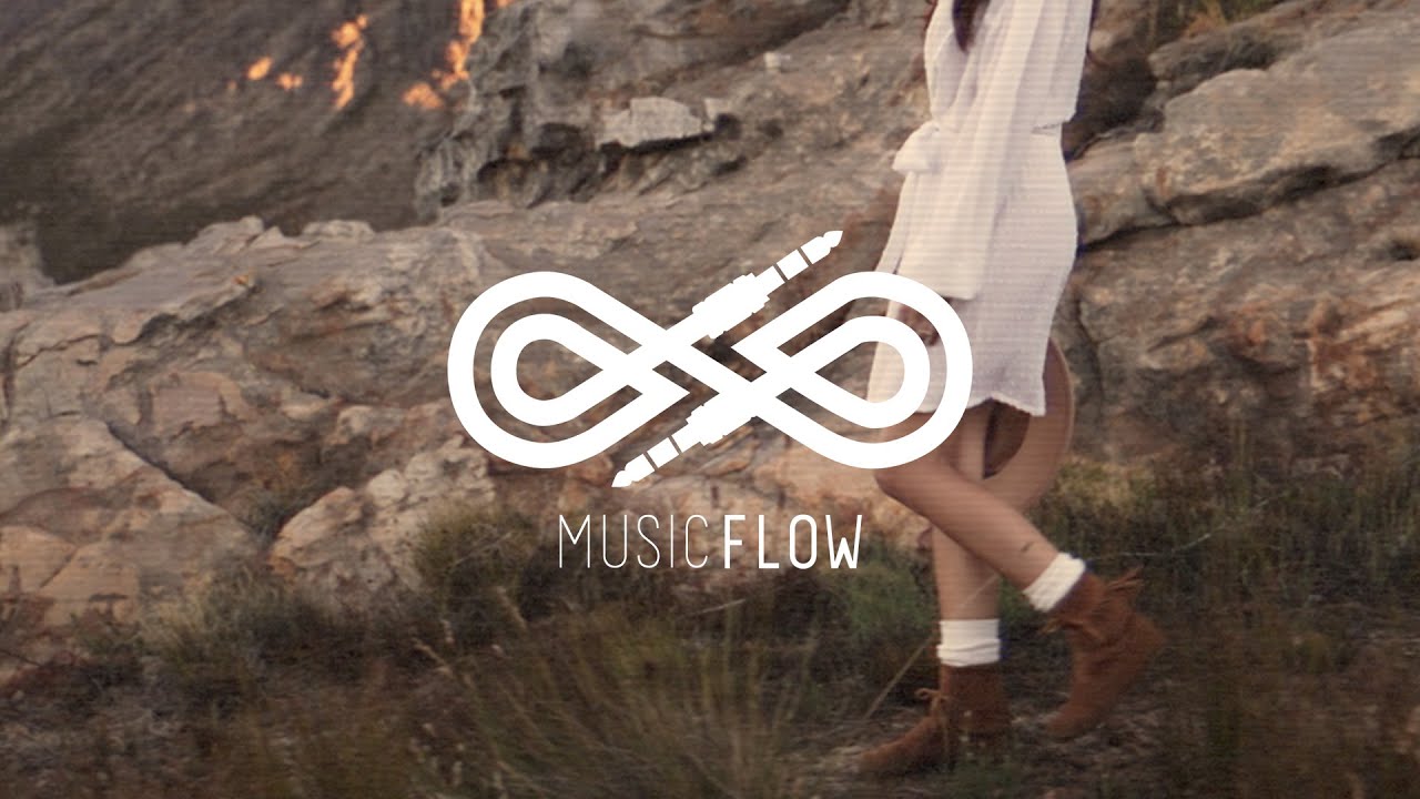 GLISZ FEAT MARTINA DI NARDO - Hometown