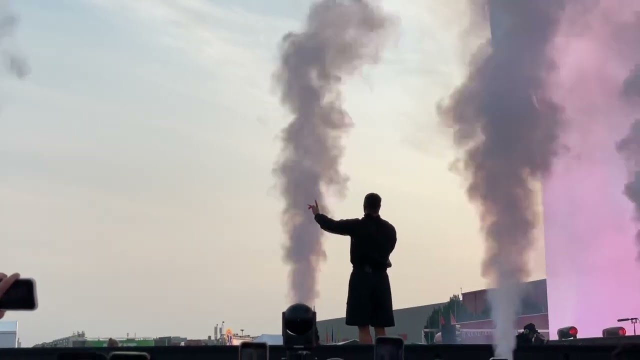 Imagine Dragons - Thunder, Bones, live 9.6.2025, Prague