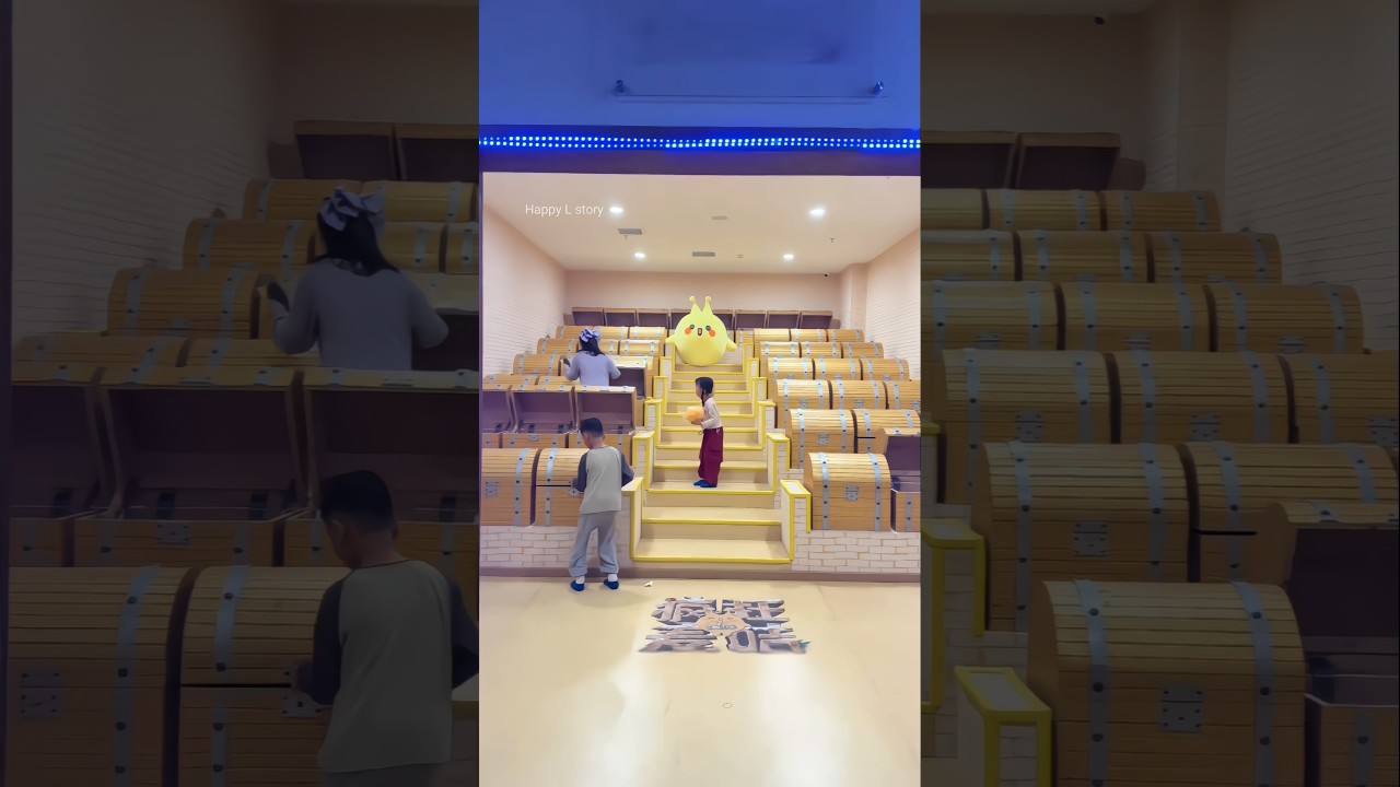 They Entered a Mysterious Game Zone Full of Dangers... But Not Everyone Could Escape
