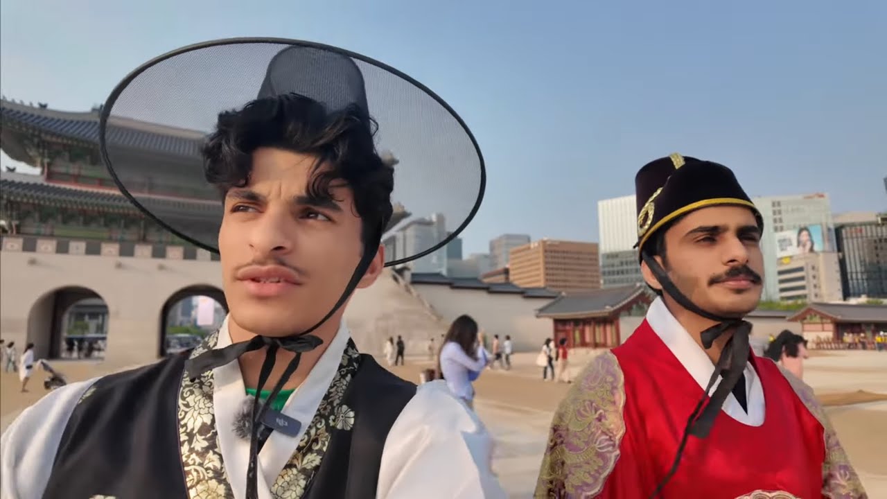 أخوي وصل كوريا لأول مرة! لبسنا الهانبوك الكوري 🤣❤️🇰🇷