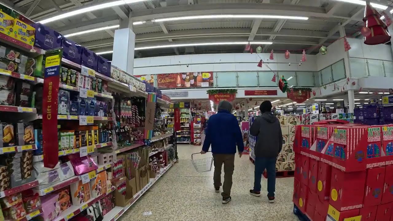 nayab's day out in Kingston centre