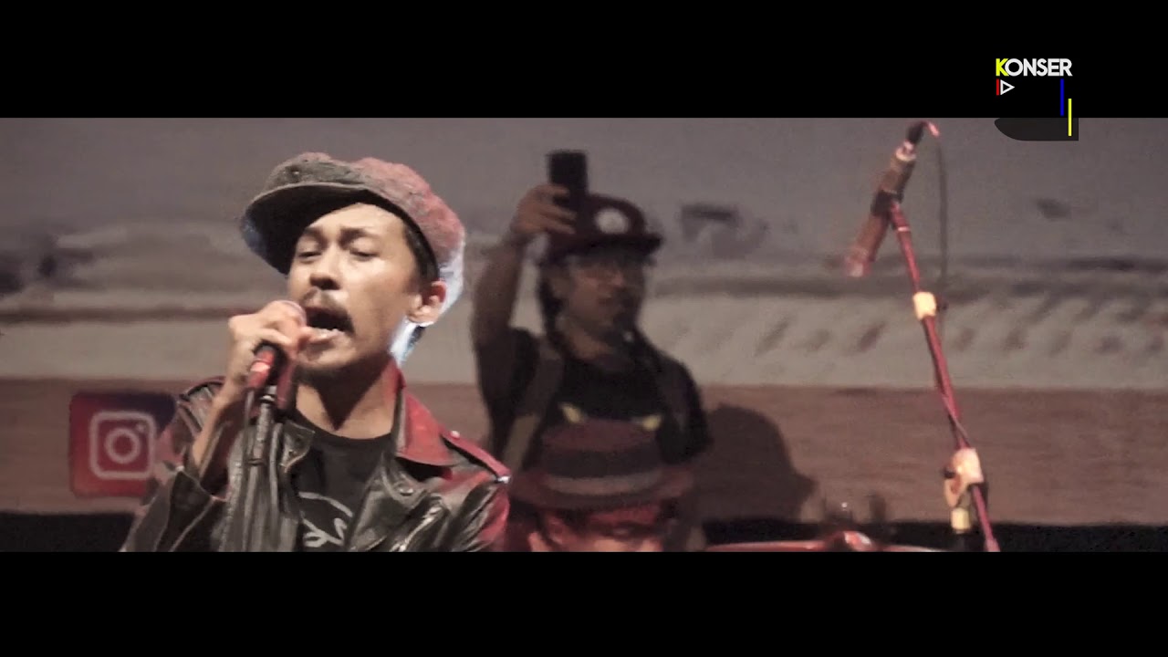 FSTVLST - Bulan, Setan atau Malaikat Live at TOP Coffee  TOP Generation 2.0 Jogja National Museum