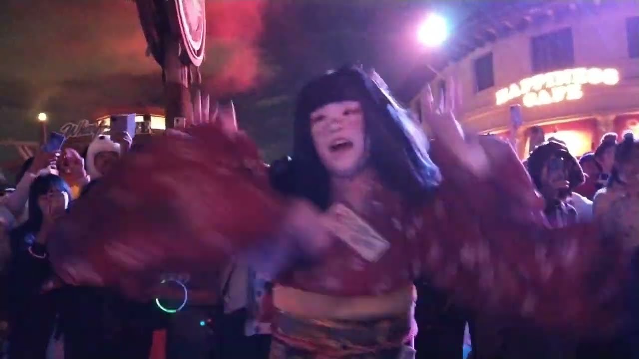 2023 10 21 USJ 【お子さんの歌声が可愛い】日本人形ゾンビ バックドラフト前 ゾンビ·デ·ダンス