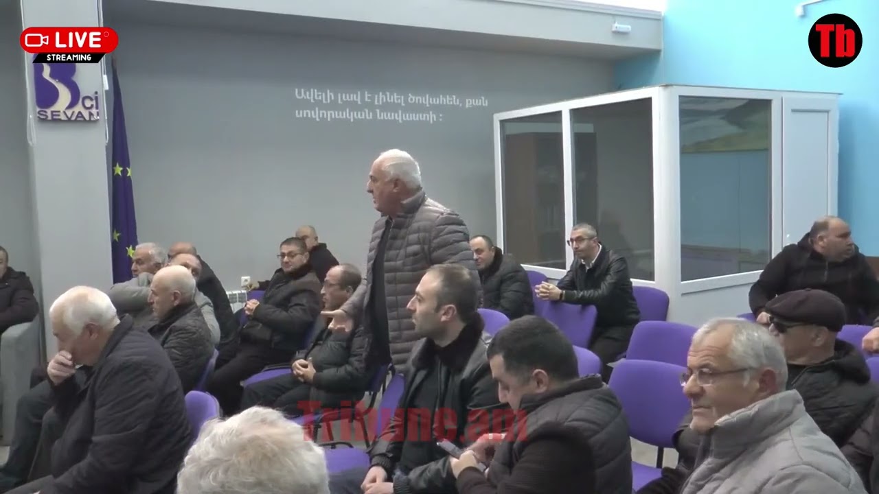 Էդ ձև պաշտոնյայի հետ չխոսա՛ք. վեճ՝ սևանցիների հետ