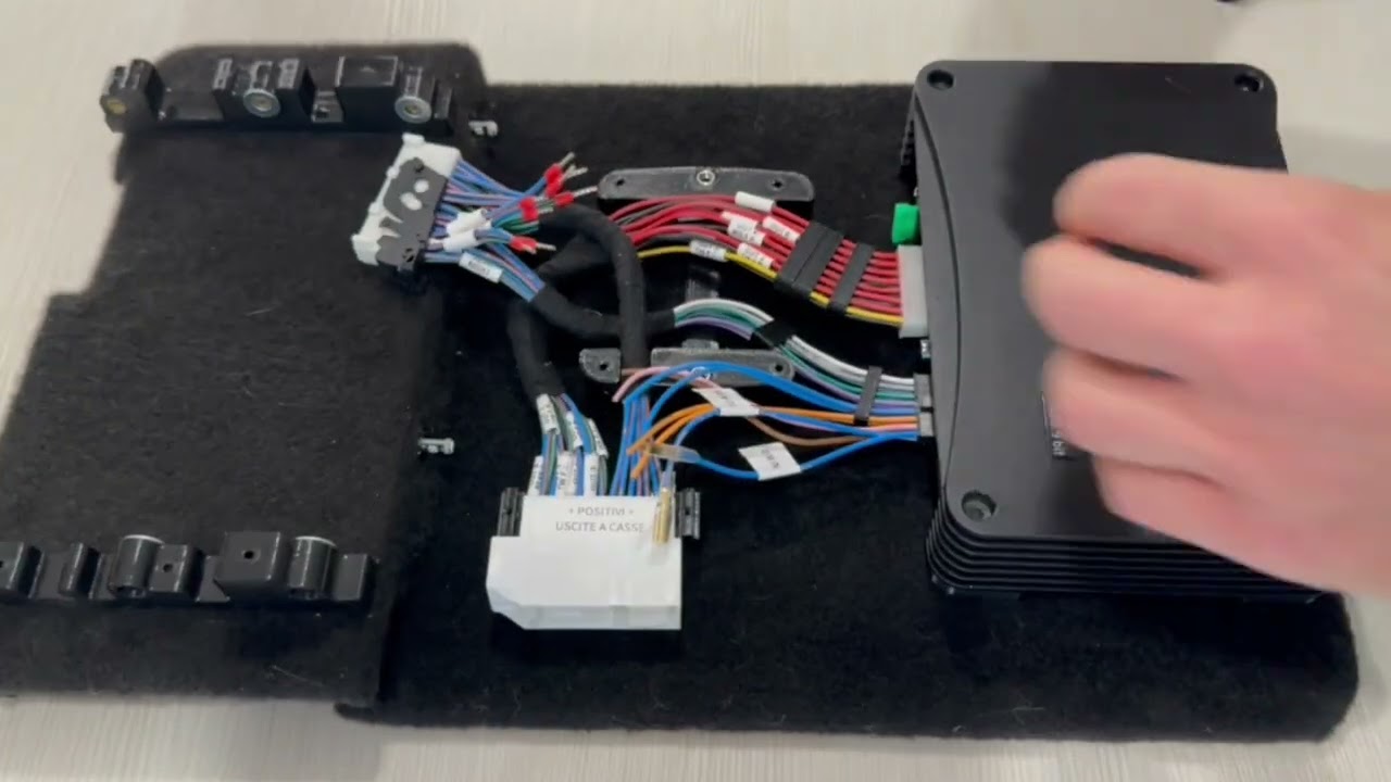 Amplificatore su Yaris 2022