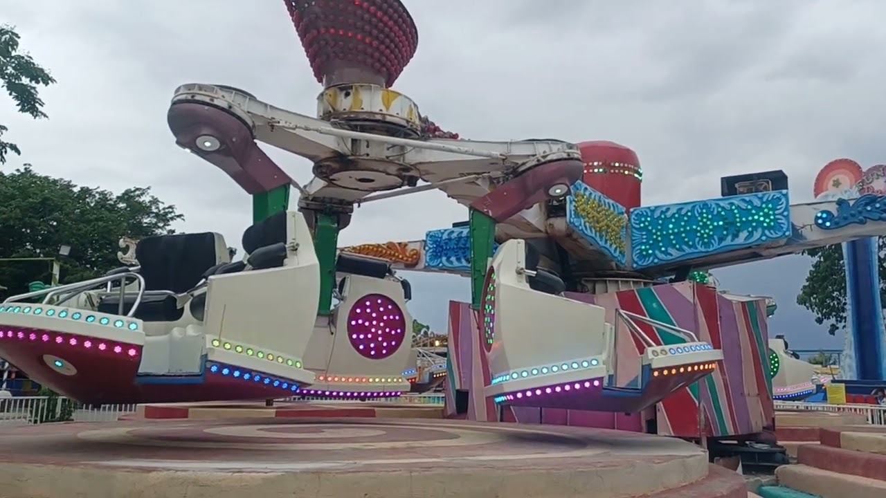 Crazy bus ride[Zamperla] Magic Dance Carron Dream park