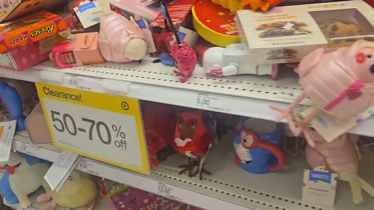 Run 90% off Valentines Day stuff at Target 2/19/26❤️❤️