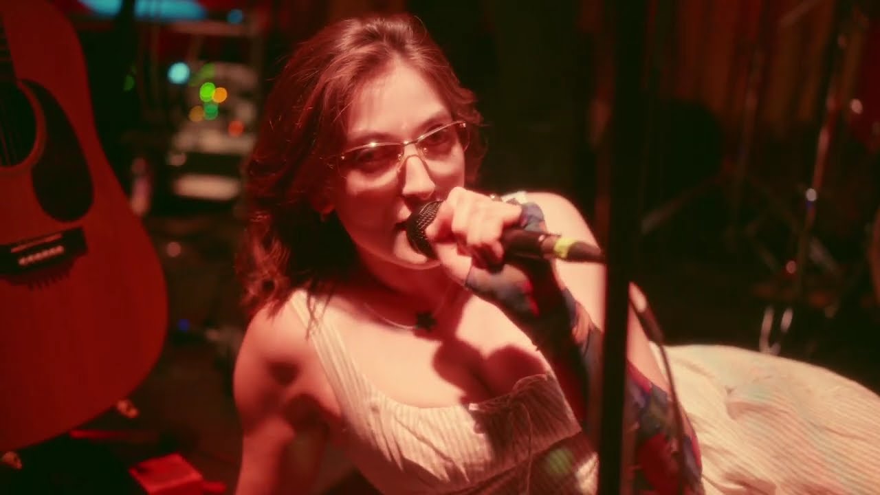 R E L Performs 