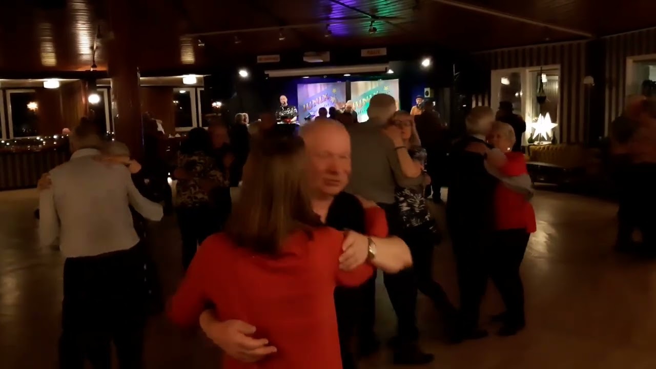 JUNIX på Fyren Norrsundet feb.2026 Det Gick En Liten Ängel...Kramiz Killar