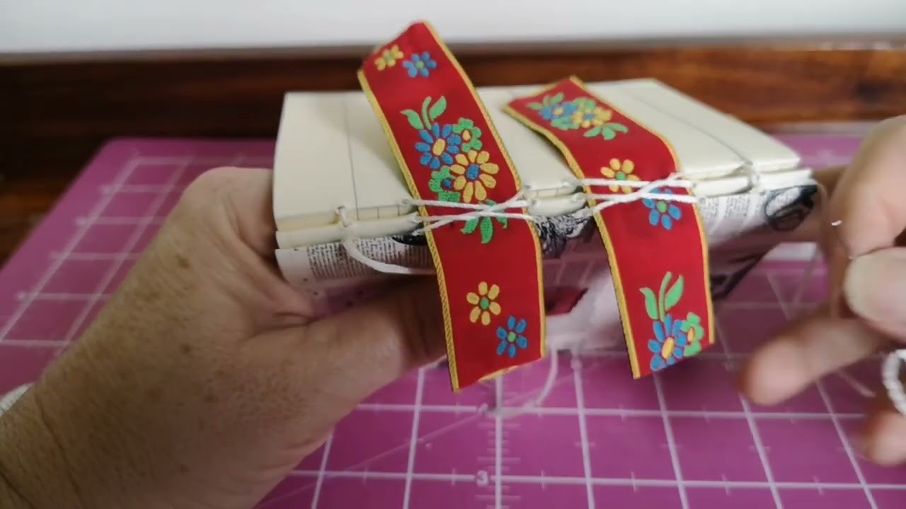 Bookbinding - Kettle stitch and French Link stitch