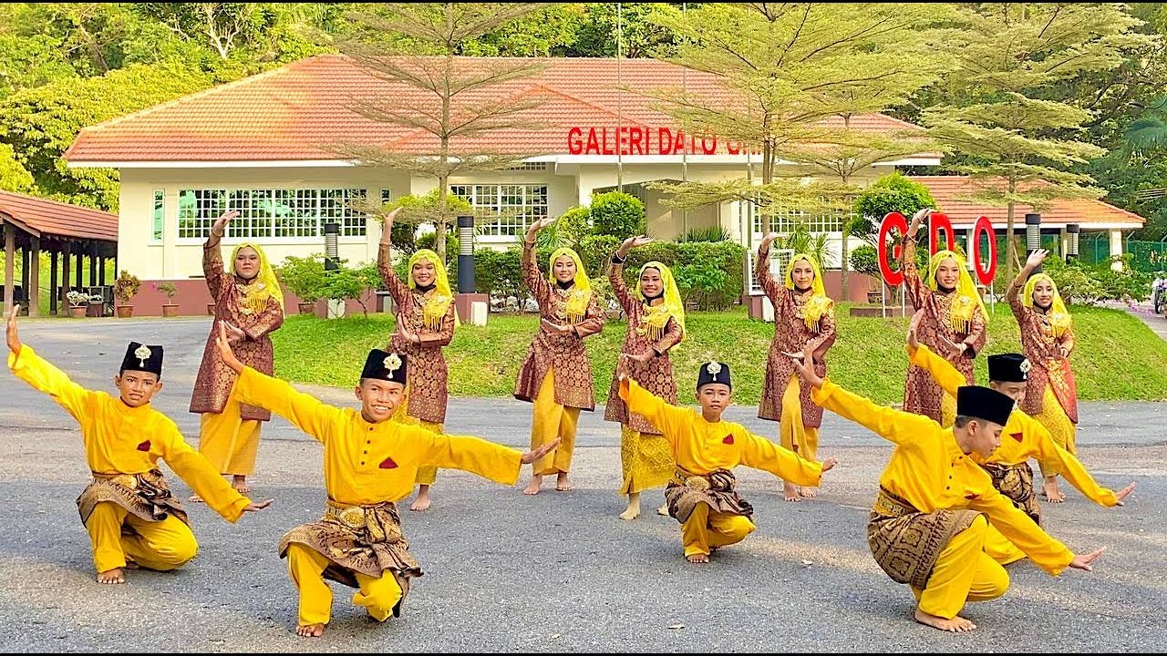 Zapin Beradat - Seni Tari Permata | Seri Irwarna Tari