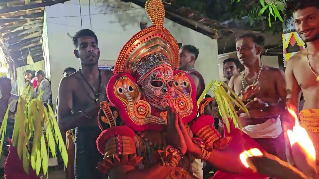 നാഗകാളി തിറ | കൊറ്റിയാടത്ത് മലാപ്പറമ്പ് | Nagakali Thira | Kottiyadath Malapparamb | #thirayattam