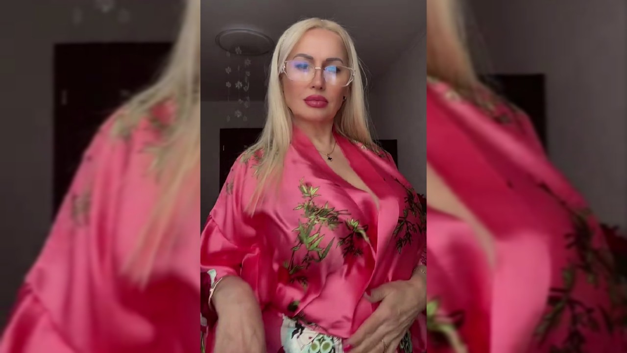 50 ЛЕТНЯЯ ПРОСРОЧКА ОБИДЕЛАСЬ НА МУЖЧИН!
