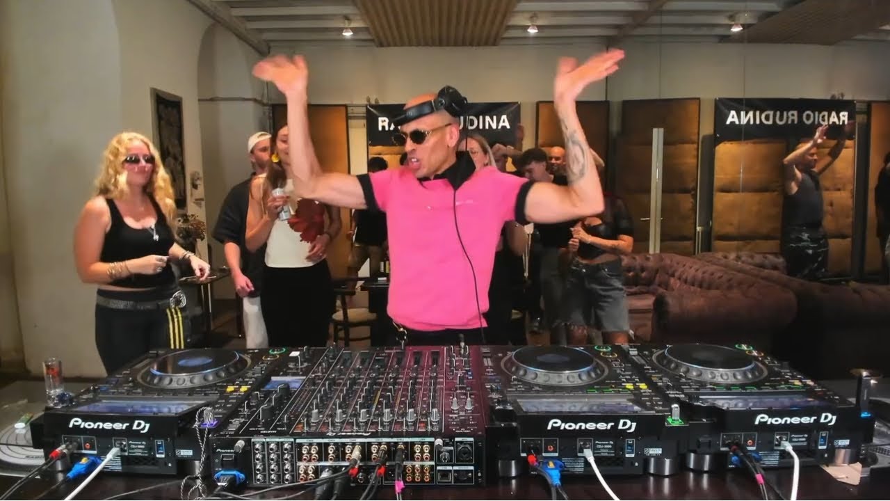 Patrick Mason | Radio Rudina