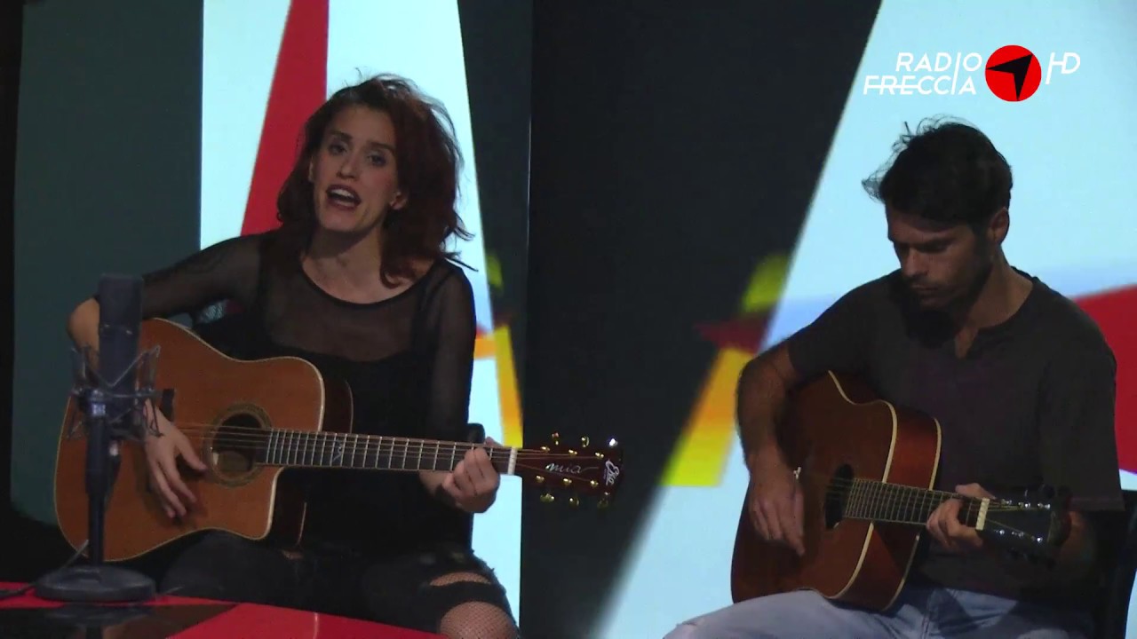 Alteria - 'Like a Stone'  (Audioslave) @ Radiofreccia