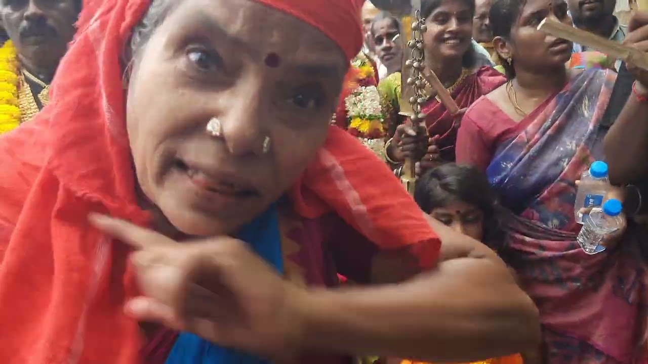 കൊടുങ്ങല്ലൂർ ഭരണി 2025 ചേച്ചിയുടെ തെറി പാട്ട് സ്വന്തം റിസ്കിൽ കാണുക, bharani2025,meenabharani,