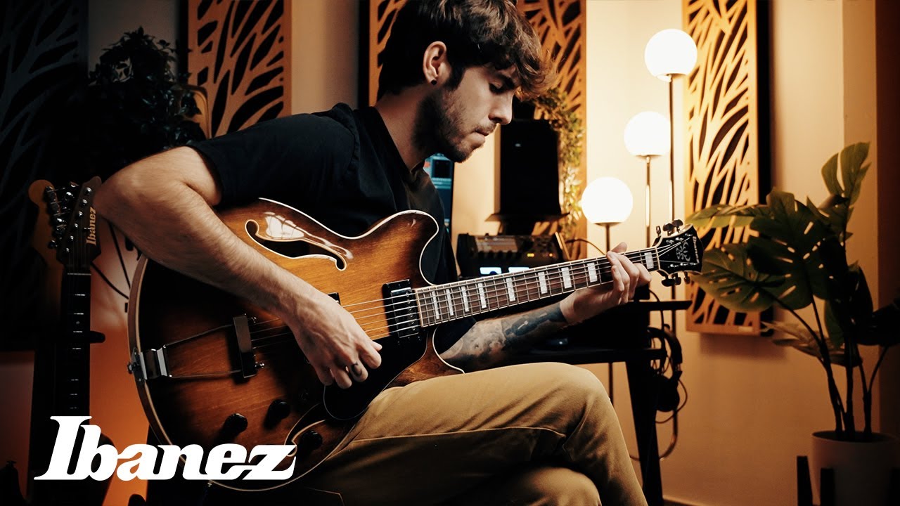 Funky Riffs on the AS7328 Baritone | Alessandro Zilio