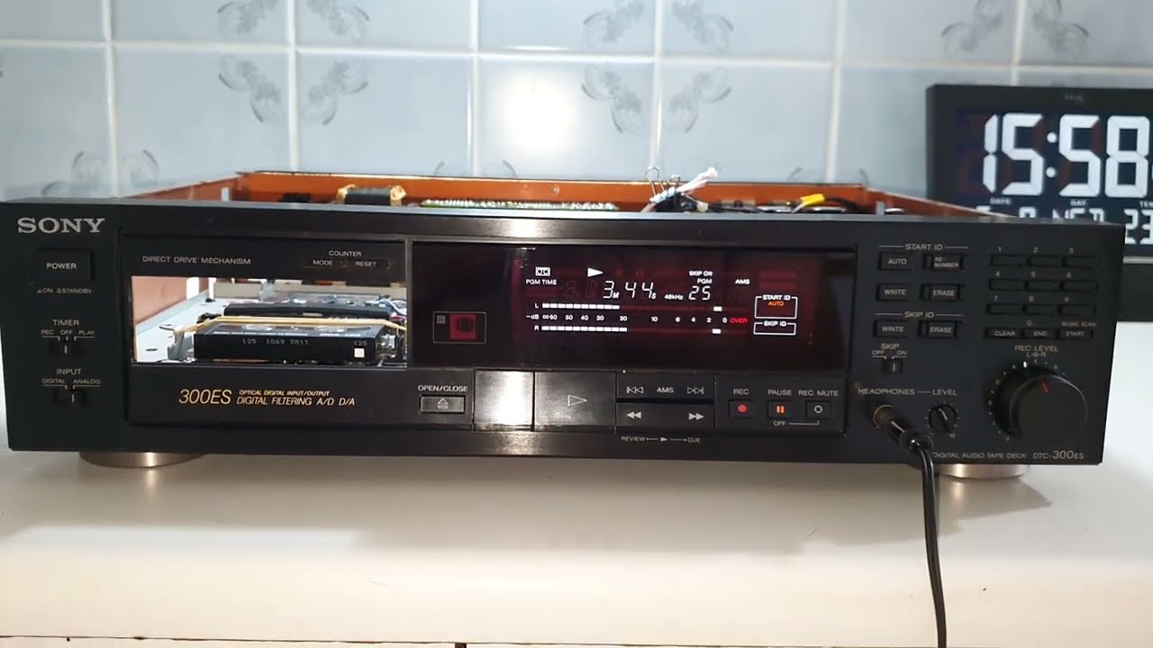SONY  DTC-300 ES   Stereo 2.1