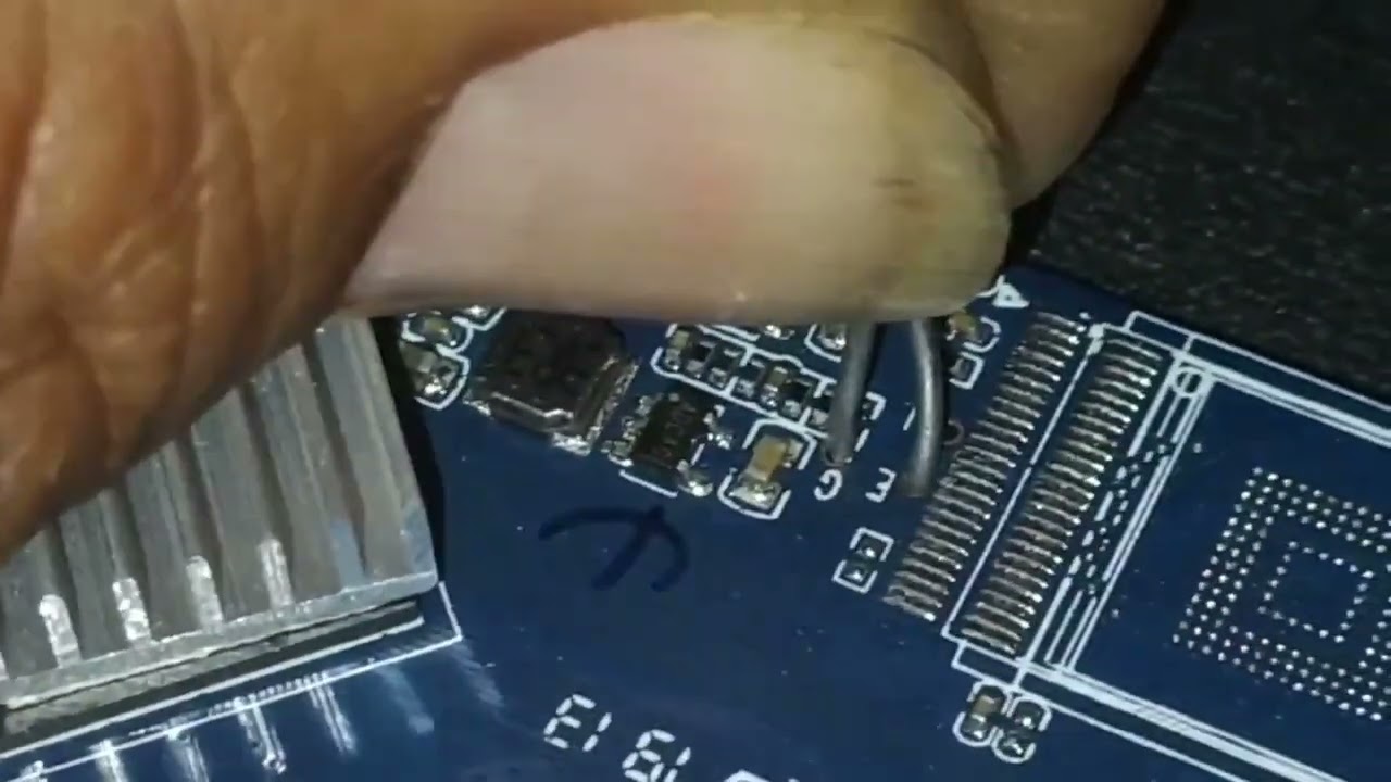 TV Box não reconhece cabo USB, botão reset quebrado veja a solução.