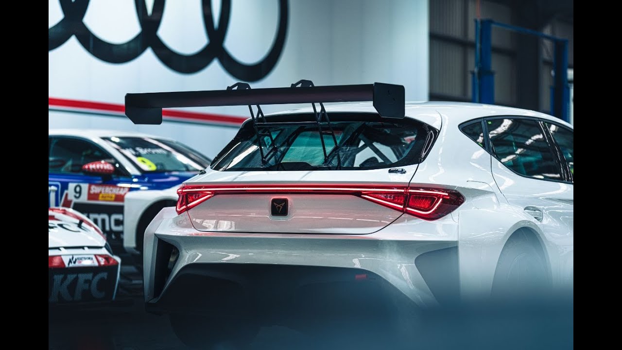 New Cupra TCR delivered to Carl Cox Motorsport