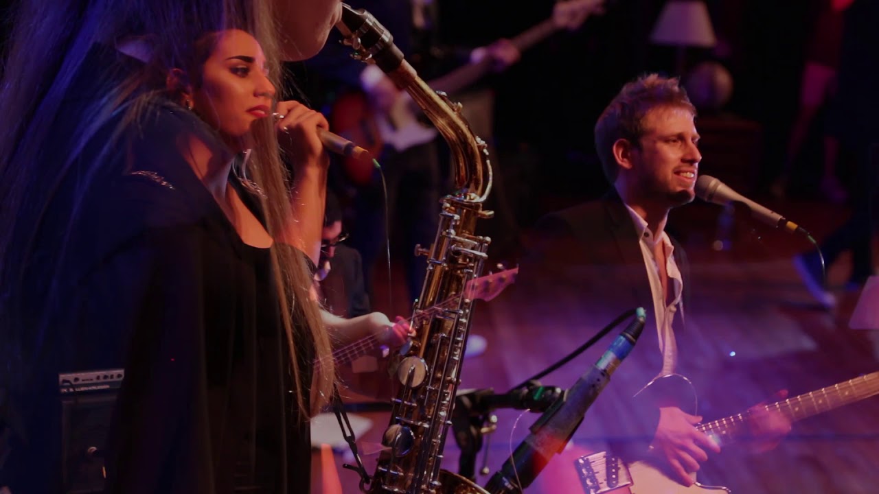 Bonnie & Clyde - Superstition (En Vivo en el Italiano)