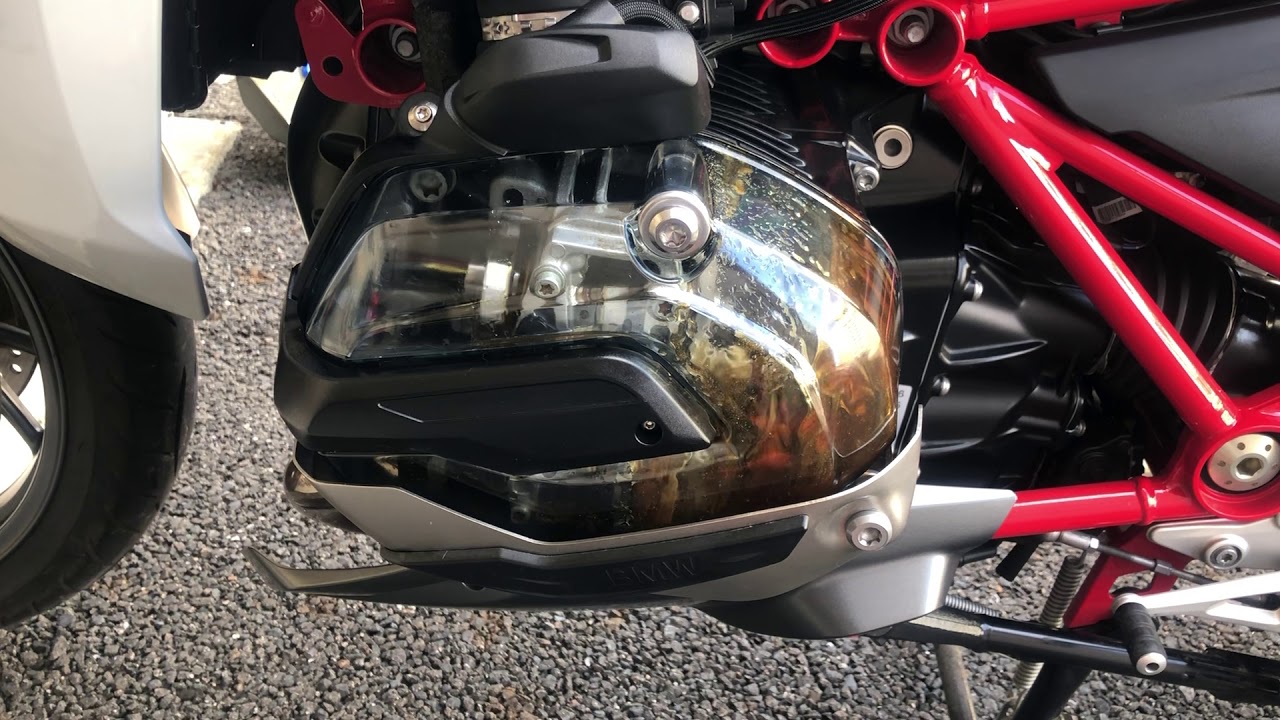 Transparent engine head cover for R1200RS with head protector