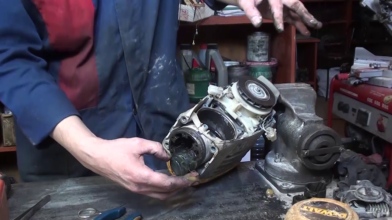 DeWalt D25901 обрыв шатуна как и почему
