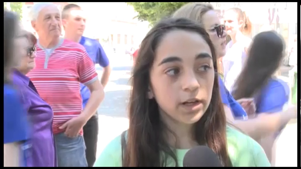 MATURANTSKI PLES U BELOJ CRKVI