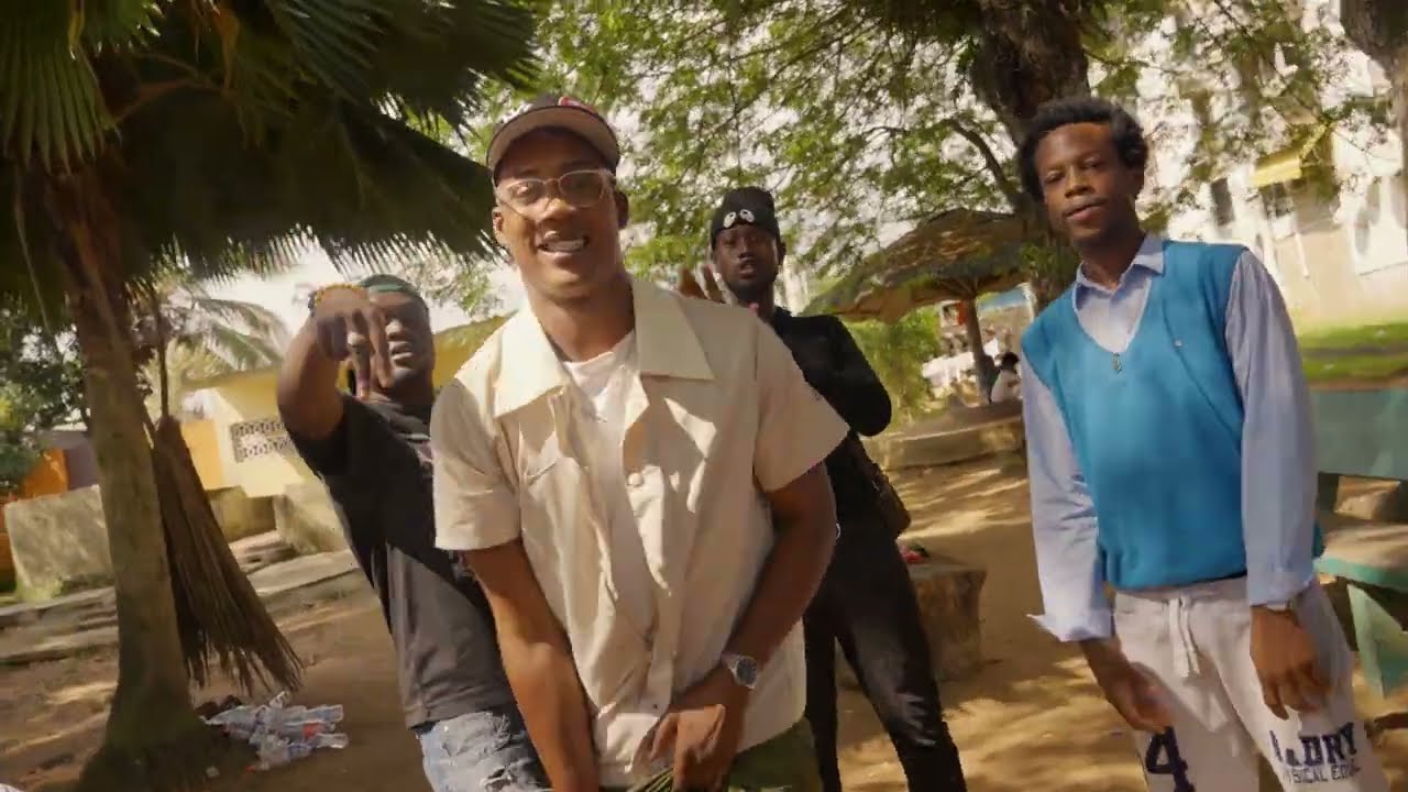 LOYANN09 FT WANTCHE  -  GENS ( VISUALIZER)