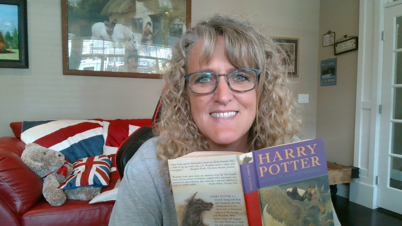 Harry Potter and the Prisoner of Azkaban - Chapter Four - The Leaky Cauldron