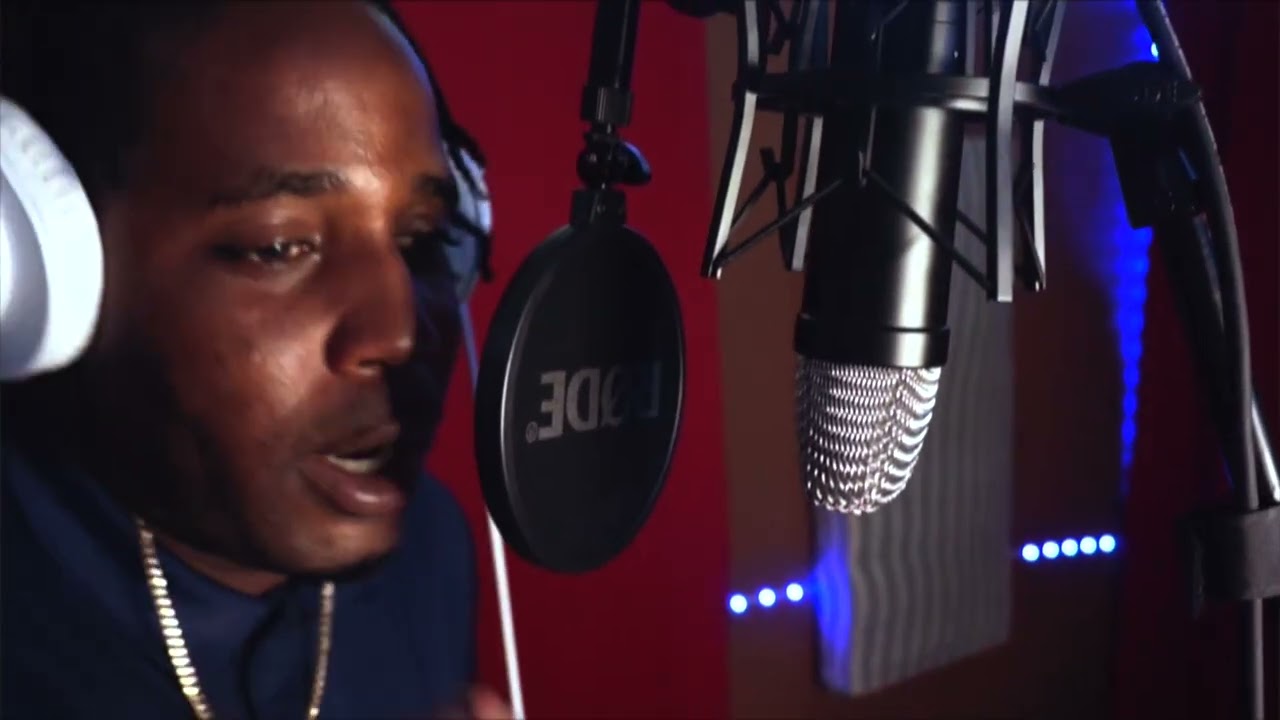 ZAR ft Jazzy_One and Only (Visualizer)
