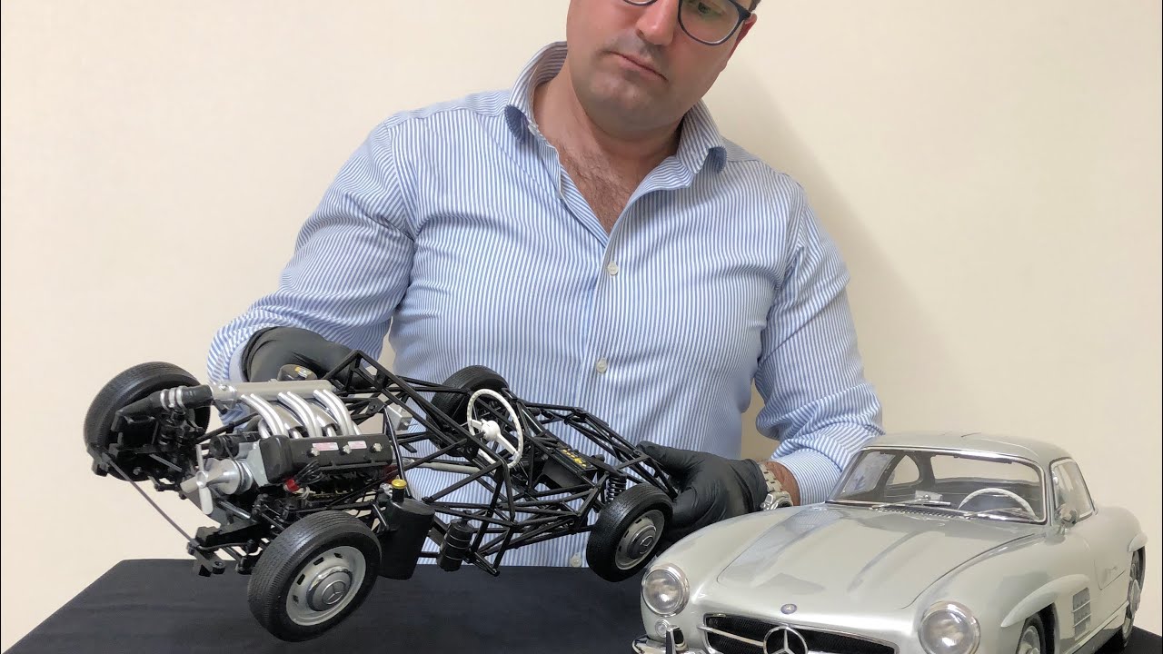Mercedes 300 SL scale model