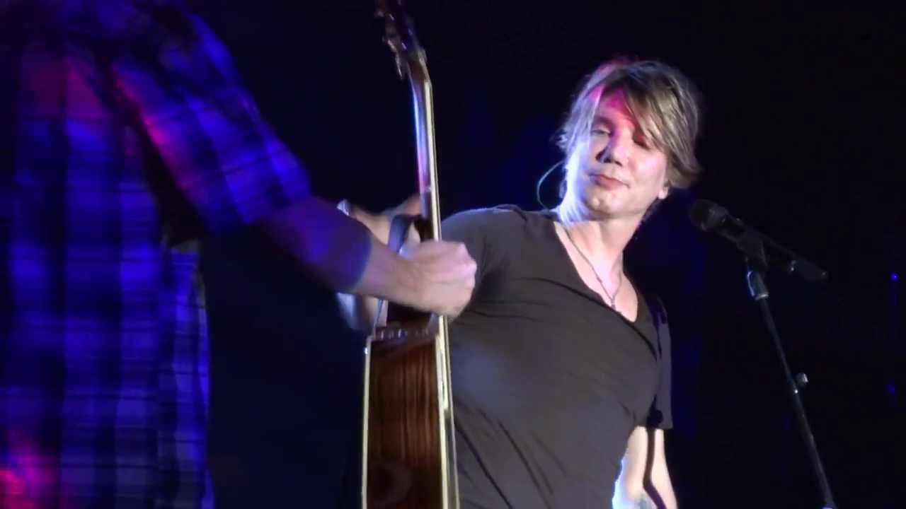 Goo Goo Dolls - Sympathy - John forgets the lyrics - matchbox twenty cruise