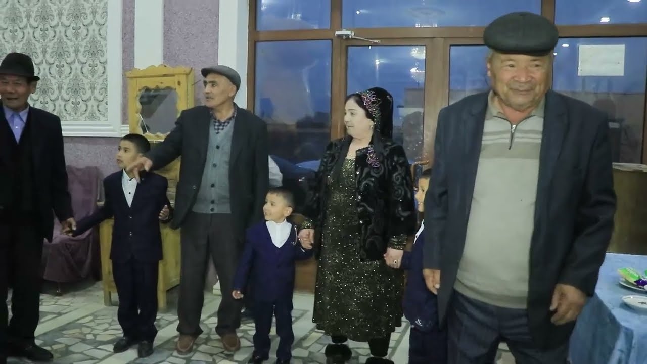 Rózimboy ota xonadonida nevara sunnat tòyi