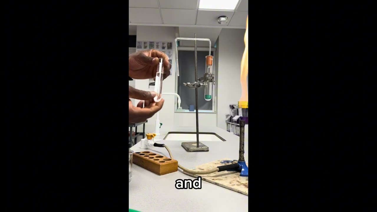 Decomposition Reaction of Copper Carbonate CuCO3