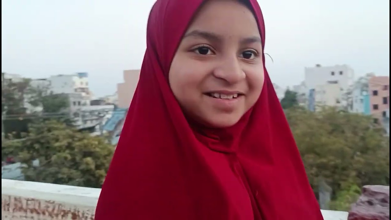 Purane ghar kan ghumne gai 
