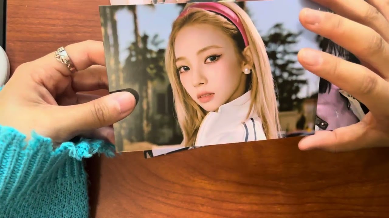 ASMR: aespa MY WORLD Acrylic Stand Box Set Unboxing + exclusive photocard reveal