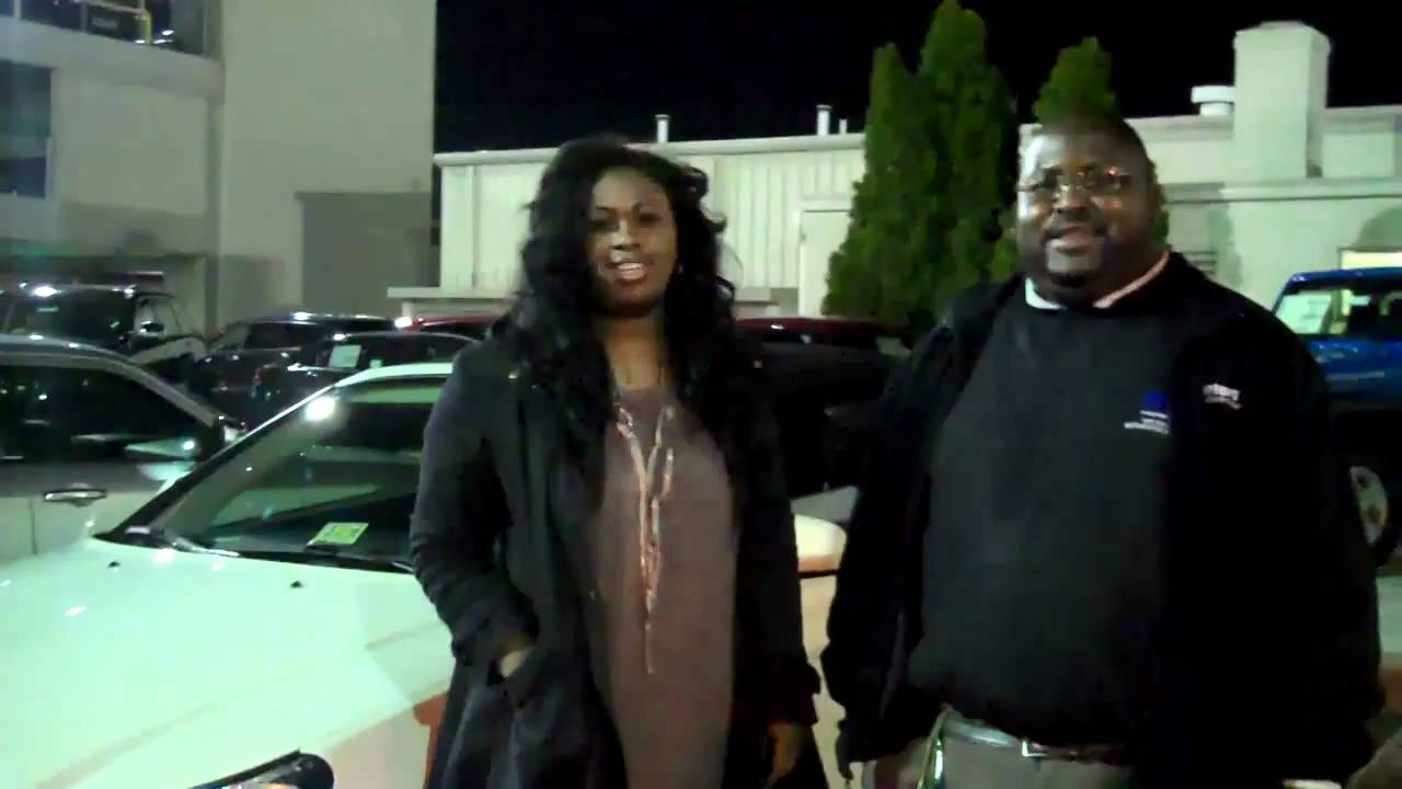 Chrysler 200 Customer Testimonial Springfield VA | Safford Chrysler Jeep Chrysler of Springfield