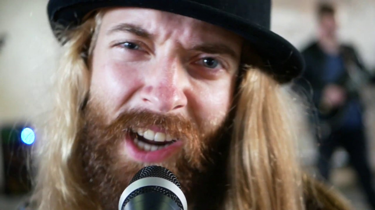 Vincent Dellwig - Bottom of His Glass (Official Music Video)