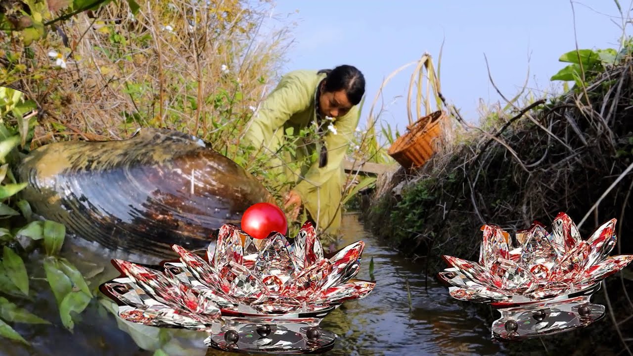 Too addictive. I retrieved rare red pearls, each one brighter than the last