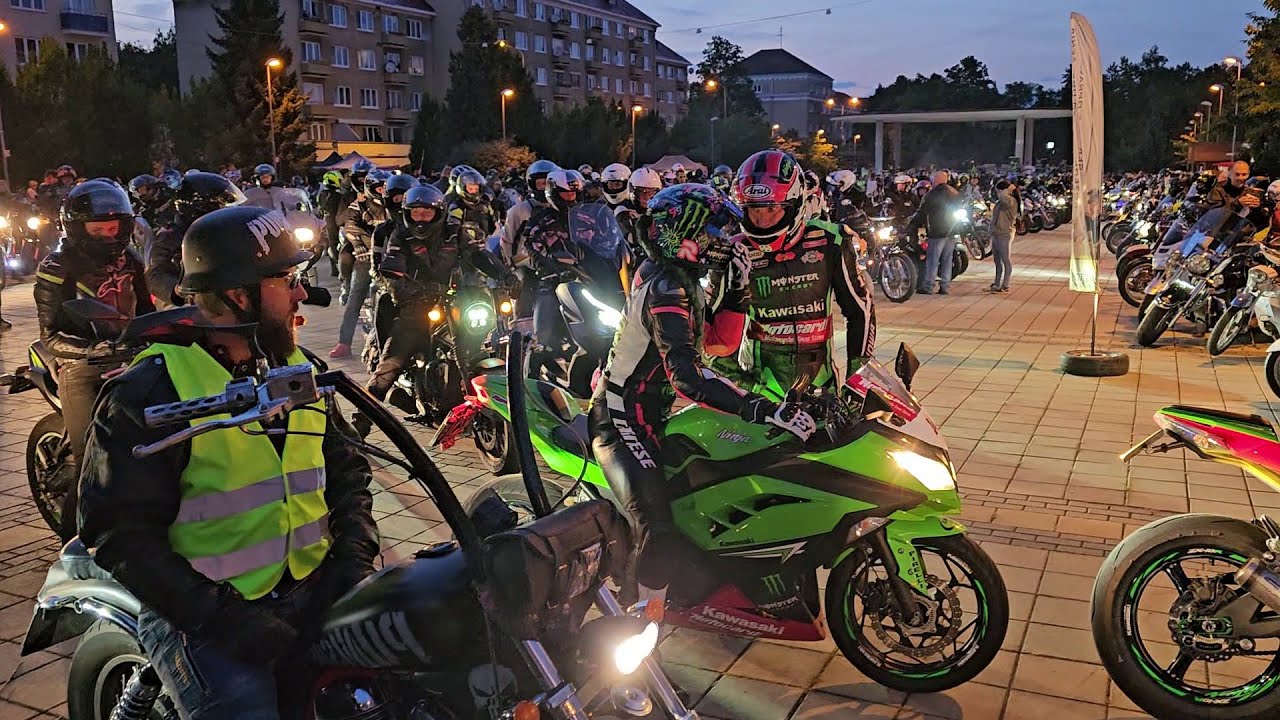 Nočná jazda motocyklov Považím 2023 Nová Dubnica