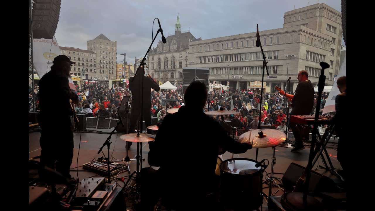 Regentanz - 03.10.2019 - Markt