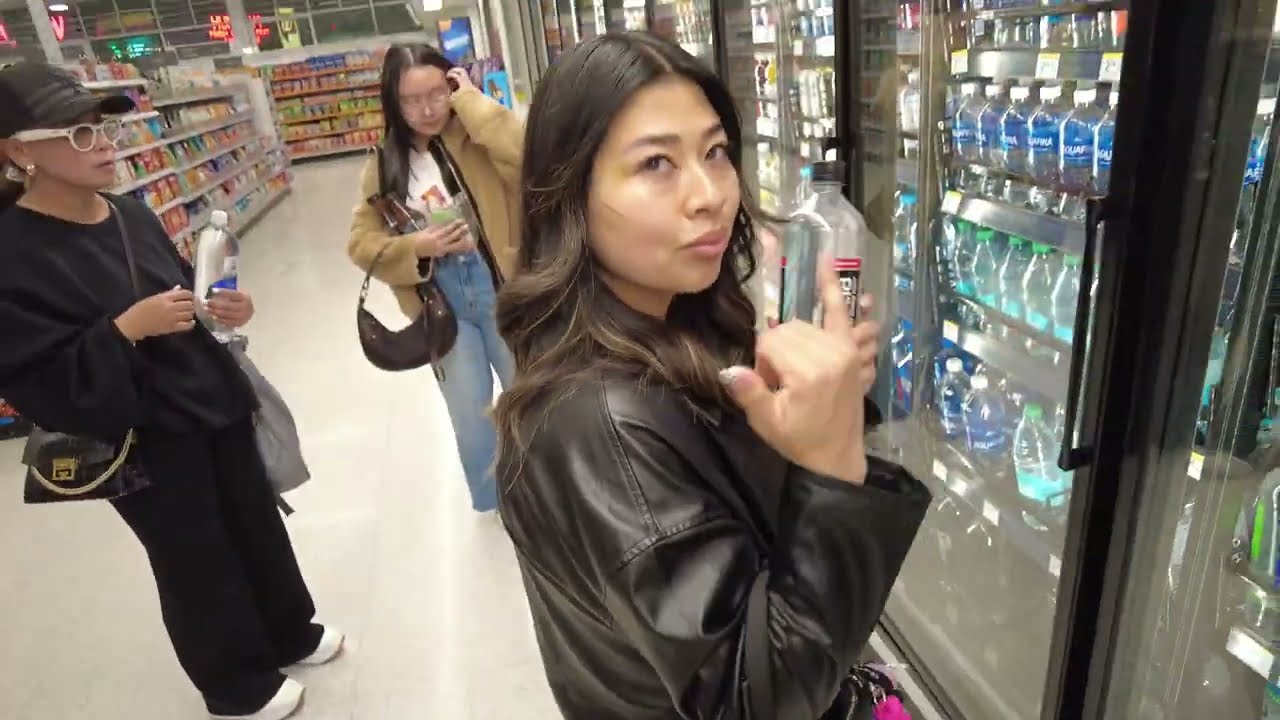We Walked 50,000 STEPS in Las Vegas - The Strip, Downtown, Chinatown!