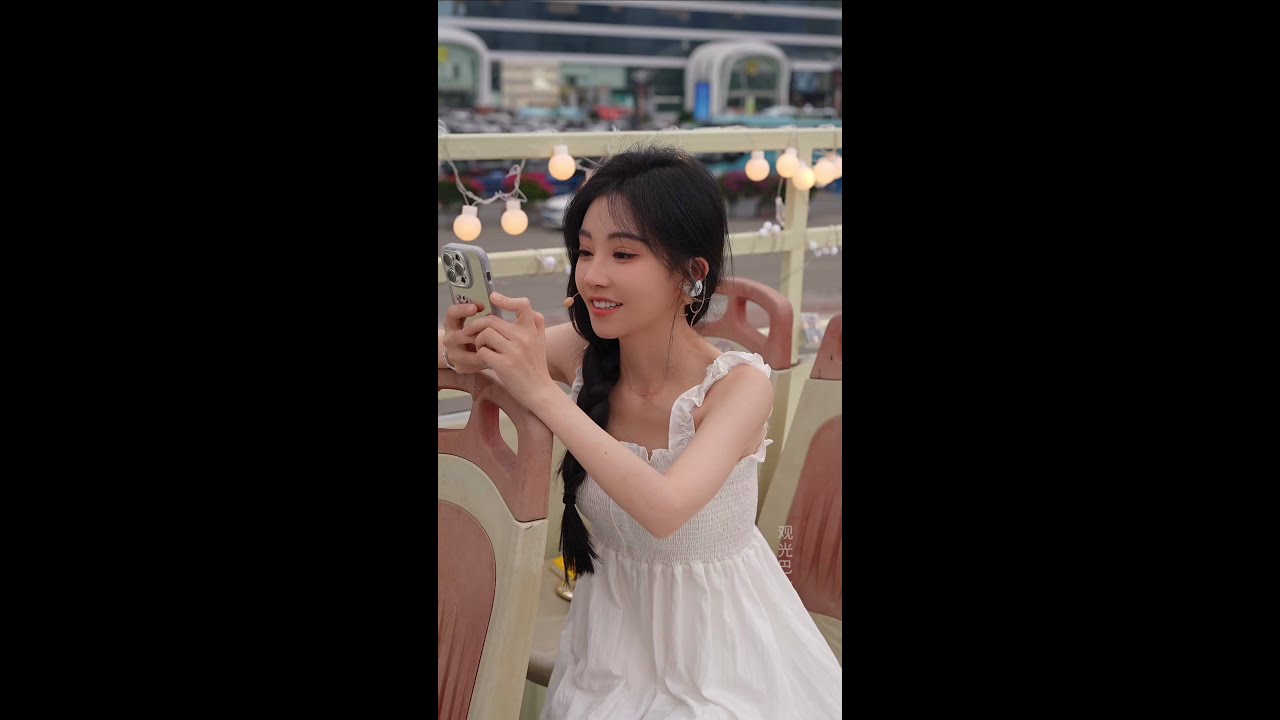 冯提莫 2023.08.22 - 18:59:46