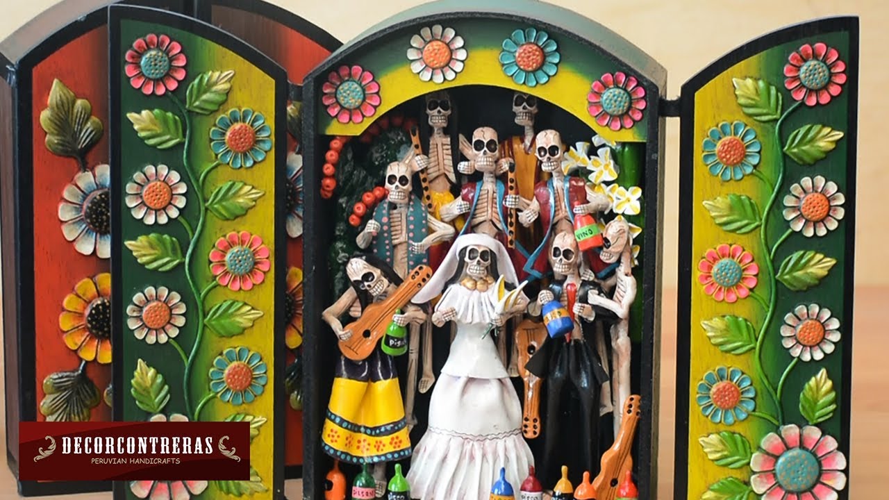 DecorContreras' retablo artisan collection - Peruvian Handicrafts
