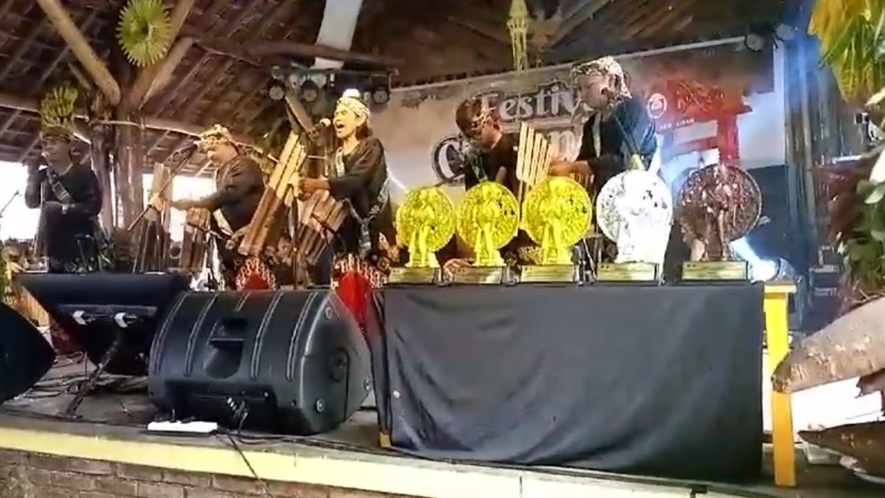 VIRAL !!! JUARA 3 GRUP CALUNG NGOREJAT KBB TINGKAT JAWA BARAT judul lagu: PUDUNAN CI RENDE