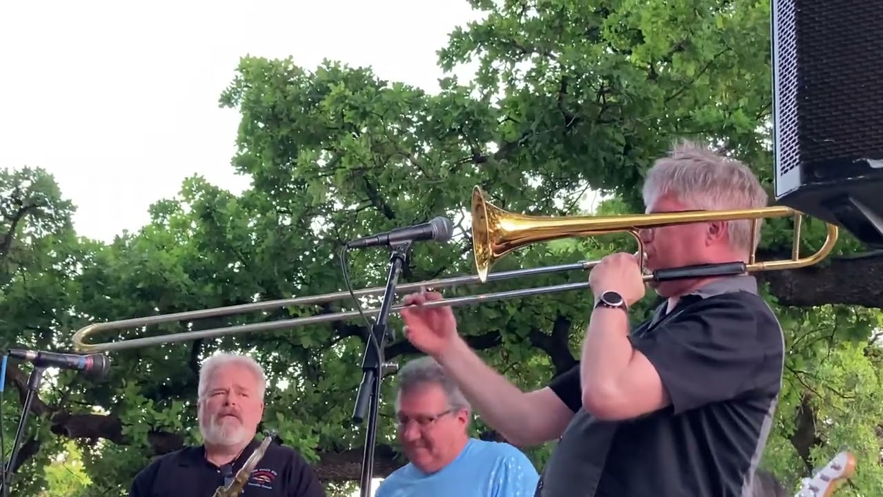 TCMF18 - Blue Vibe feat. Timeca Seretti